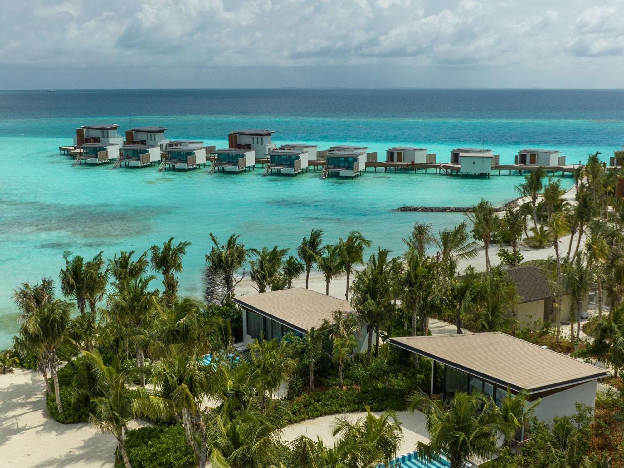 So/ Maldives Hotel Emboodhoo Lagoon Екстериор снимка